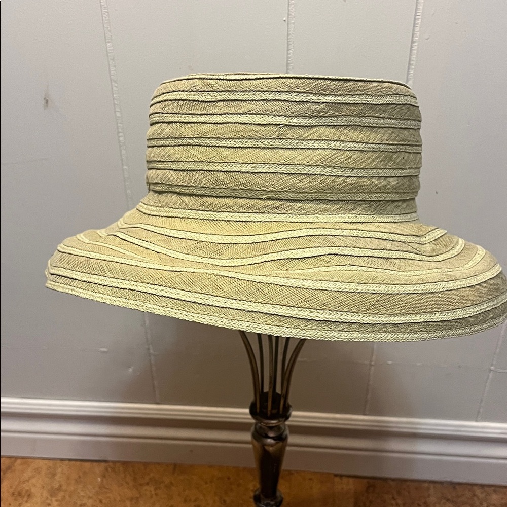 Stylish J Jill Sun Hat